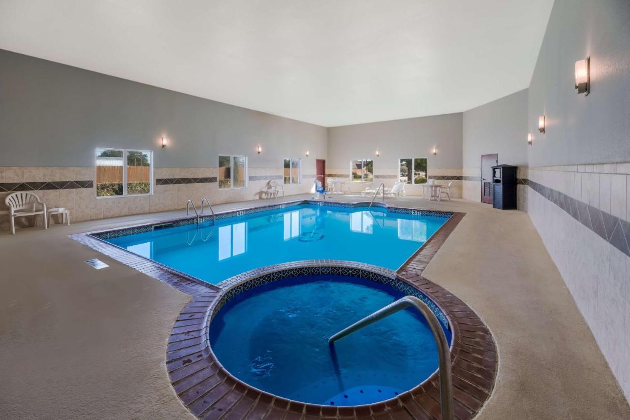 Best Western South Plains Inn & Suites Levelland Zewnętrze zdjęcie