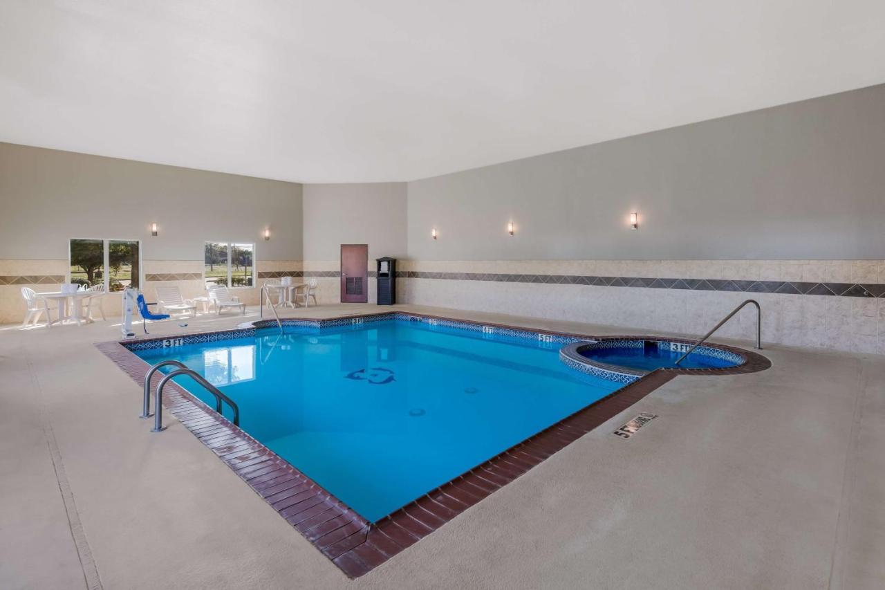 Best Western South Plains Inn & Suites Levelland Zewnętrze zdjęcie